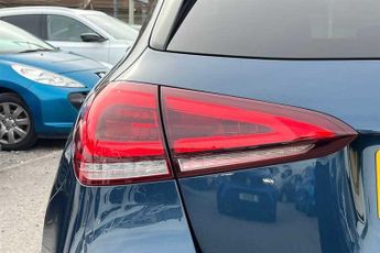 MERCEDES-BENZ A CLASS 1.3 A180 AMG Line Night Edition (Premium Plus) Hatchback 5dr Pet