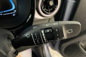 Hyundai i10 1.0 Premium Hatchback 5dr Petrol Auto Euro 6 (s/s) (63 ps)