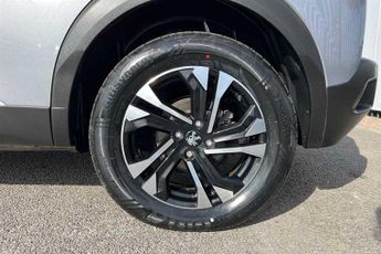 PEUGEOT E-2008 50kWh GT SUV 5dr Electric Auto (7kW Charger) (136 ps)