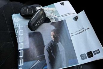 PEUGEOT E-2008 50kWh GT SUV 5dr Electric Auto (7kW Charger) (136 ps)