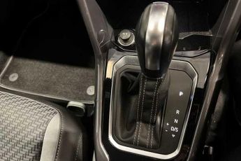 VOLKSWAGEN T-ROC 1.5 TSI GPF EVO R-Line SUV 5dr Petrol DSG Euro 6 (s/s) (150 ps)