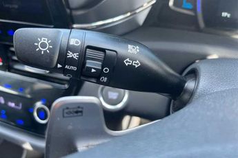 Hyundai IONIQ 38.3kWh Premium SE Hatchback 5dr Electric Auto (136 ps)