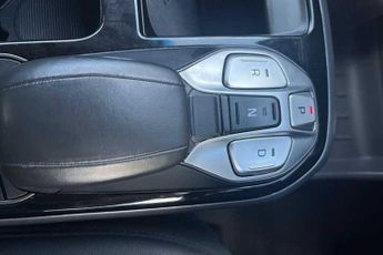 Hyundai IONIQ 38.3kWh Premium SE Hatchback 5dr Electric Auto (136 ps)