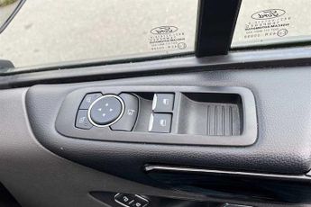 Ford Tourneo Custom 2.0 320 EcoBlue (130 PS) Independence RE 5 Door Diesel Wheelchai