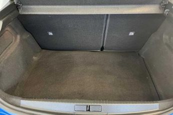 VAUXHALL Corsa Electric 50kWh Design Hatchback 5dr Electric Auto (136 ps)