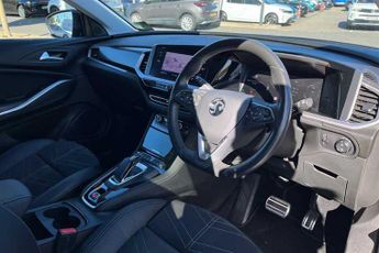 Vauxhall Grandland 1.6 14.2kWh Ultimate SUV 5dr Petrol Plug-in Hybrid Auto Euro 6 (
