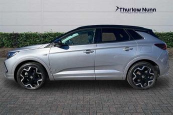 Vauxhall Grandland 1.6 14.2kWh Ultimate SUV 5dr Petrol Plug-in Hybrid Auto Euro 6 (