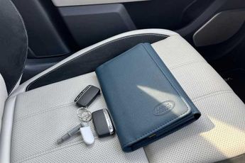 LAND ROVER RANGE ROVER VELAR 2.0 D240 R-Dynamic SE SUV 5dr Diesel Auto 4WD Euro 6 (s/s) (240 