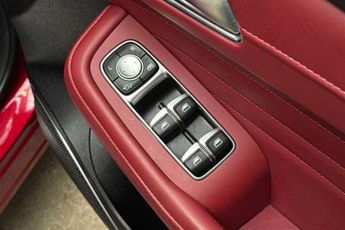 MG HS 1.5 T-GDI Exclusive SUV 5dr Petrol DCT Euro 6 (s/s) (162 ps)