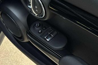 MINI ELECTRIC HATCH Cooper SE 32.6kWh Level 3 Hatchback 3dr Electric Auto (184 ps)
