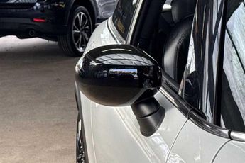 MINI ELECTRIC HATCH Cooper SE 32.6kWh Level 3 Hatchback 3dr Electric Auto (184 ps)