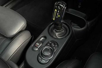 MINI ELECTRIC HATCH Cooper SE 32.6kWh Level 3 Hatchback 3dr Electric Auto (184 ps)