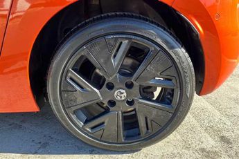 Vauxhall Corsa Electric 50kWh Elite Nav Hatchback 5dr Electric Auto (7.4Kw Charger) (136