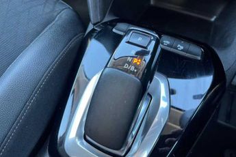 Vauxhall Corsa Electric 50kWh Elite Nav Hatchback 5dr Electric Auto (7.4Kw Charger) (136