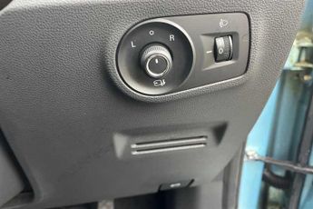 MG MG ZS 44.5 kWh (143 PS) Exclusive 5 Door Electric SUV Automatic *** 1
