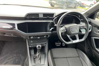 AUDI Q3 1.5 TFSI CoD 35 Black Edition SUV 5dr Petrol S Tronic Euro 6 (s/