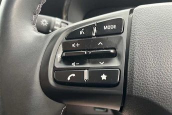 HYUNDAI i10 1.0 Premium Hatchback 5dr Petrol Auto Euro 6 (s/s) (63 ps)