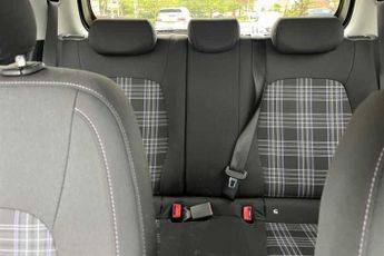 HYUNDAI i10 1.0 Premium Hatchback 5dr Petrol Auto Euro 6 (s/s) (63 ps)