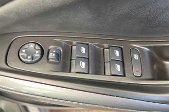 VAUXHALL GRANDLAND X 1.2 Turbo Elite Nav SUV 5dr Petrol Auto 8Spd Euro 6 (s/s) (130 p