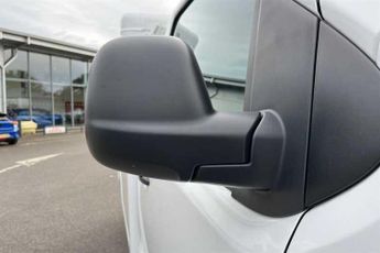VAUXHALL VIVARO ELECTRIC 3100 50kWh Dynamic Platform Cab 2dr Electric Auto L1 (7.4kW Char