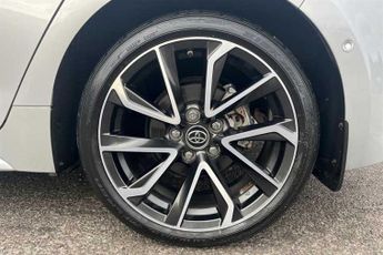 TOYOTA COROLLA 2.0 VVT-h Excel Hatchback 5dr Petrol Hybrid CVT Euro 6 (s/s) (18
