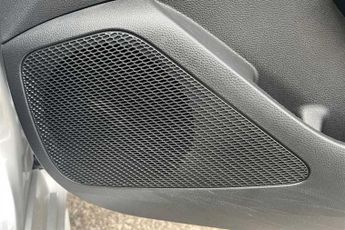 TOYOTA COROLLA 2.0 VVT-h Excel Hatchback 5dr Petrol Hybrid CVT Euro 6 (s/s) (18