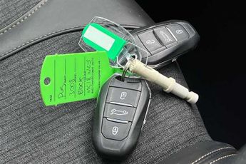 PEUGEOT 3008 1.6 THP GT Line Premium SUV 5dr Petrol EAT Euro 6 (s/s) (165 ps)
