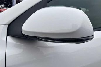 HYUNDAI i10 1.0 Premium Hatchback 5dr Petrol Auto Euro 6 (s/s) (63 ps)