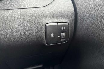 HYUNDAI i10 1.0 Premium Hatchback 5dr Petrol Auto Euro 6 (s/s) (63 ps)