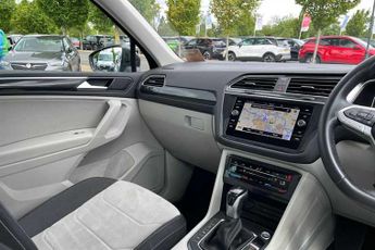 Volkswagen Tiguan 1.5 TSI Elegance SUV 5dr Petrol DSG Euro 6 (s/s) (150 ps)