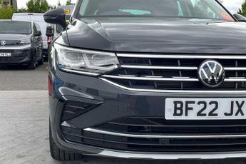 Volkswagen Tiguan 1.5 TSI Elegance SUV 5dr Petrol DSG Euro 6 (s/s) (150 ps)