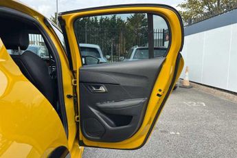 PEUGEOT 208 1.2 PureTech GT Premium Hatchback 5dr Petrol EAT Euro 6 (s/s) (1