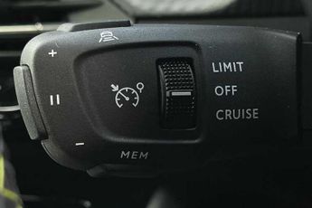 PEUGEOT 208 1.2 PureTech GT Premium Hatchback 5dr Petrol EAT Euro 6 (s/s) (1