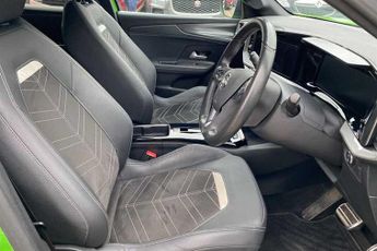 VAUXHALL MOKKA Electric 50kWh Ultimate SUV 5dr Electric Auto (136 ps)