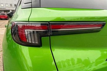 VAUXHALL MOKKA Electric 50kWh Ultimate SUV 5dr Electric Auto (136 ps)