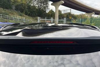 Peugeot E-2008 50 kWh (136 PS) GT Premium 5 Door Electric SUV Automatic