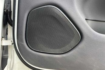 VOLVO XC60 2.0h T8 Twin Engine 11.6kWh R-Design SUV 5dr Petrol Plug-in Hybr