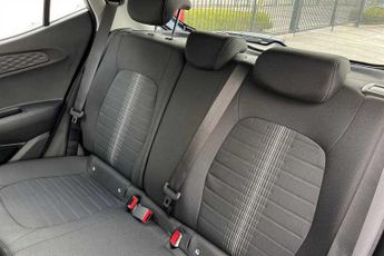 HYUNDAI i10 1.0 Advance Hatchback 5dr Petrol Auto Euro 6 (s/s) (63 ps)