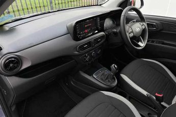 HYUNDAI i10 1.0 Advance Hatchback 5dr Petrol Auto Euro 6 (s/s) (63 ps)