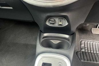 Toyota Yaris 1.5 VVT-h (100 PS) Icon Tech 5 Door Petrol Hybrid Hatchback Auto