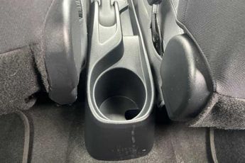 Toyota Yaris 1.5 VVT-h (100 PS) Icon Tech 5 Door Petrol Hybrid Hatchback Auto