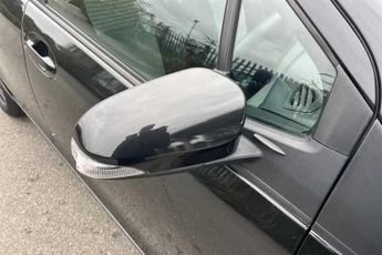 Toyota Yaris 1.5 VVT-h (100 PS) Icon Tech 5 Door Petrol Hybrid Hatchback Auto