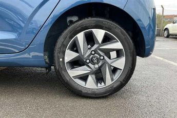 HYUNDAI i10 1.2 Advance Hatchback 5dr Petrol Auto Euro 6 (s/s) (79 ps)