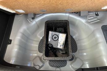 HYUNDAI i10 1.2 Premium Hatchback 5dr Petrol Auto Euro 6 (s/s) (79 ps)