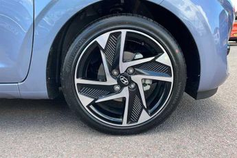HYUNDAI i10 1.2 Premium Hatchback 5dr Petrol Auto Euro 6 (s/s) (79 ps)