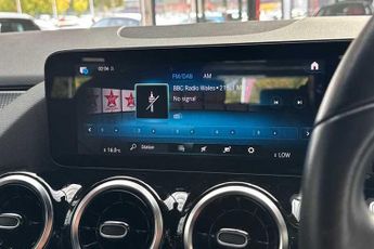 MERCEDES-BENZ GLA 2.0 GLA200d Sport (Executive) SUV 5dr Diesel 8G-DCT Euro 6 (s/s)