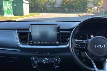 Kia Stonic 1.0 T-GDi 2 SUV 5dr Petrol DCT Euro 6 (s/s) (99 bhp)