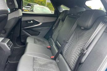 Peugeot E-3008 73kWh GT SUV 5dr Electric Auto (210 ps)