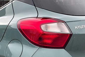 HYUNDAI i10 1.2 Premium Hatchback 5dr Petrol Auto Euro 6 (s/s) (79 ps)