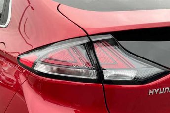 HYUNDAI IONIQ 38.3kWh Premium SE Hatchback 5dr Electric Auto (136 ps)